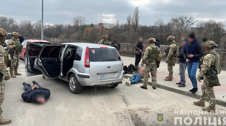 На Сумщині судитимуть злочину групу, яка займалася незаконним збутом зброї і боєприпасів