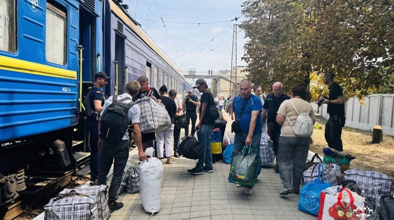 Через загострення ситуації з Покровська більше не відправлятимуться евакуаційні поїзди