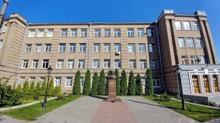 Запорізькі вчителі отримають доплати за роботу в режимі офлайн: на яку премію розраховувати