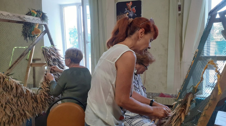 “Вони нас рятують, а ми їх маскуємо”: “кікімори” від миколаївських відьмочок