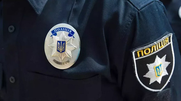 На Фастівщині, під час застілля, чоловік вдарив знайомого ножем