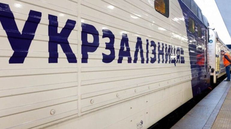 «Інтерсіті+» між Києвом й Одесою курсуватиме постійно