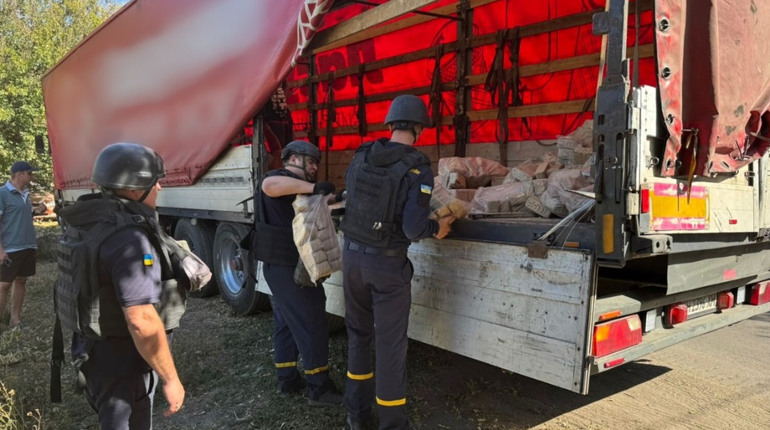 Мешканцям Волноваського району доставили понад 60 000 кг гуманітарного вантажу. Фото