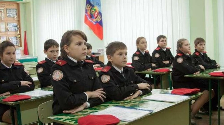 Готують майбутніх яничарів. В Луганську окупанти відкрили "військово-патріотичні" класи