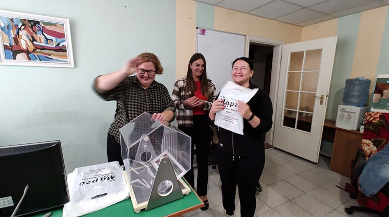 Гард.City провів безпрограшну лотерею на користь ЗСУ: учасниці виграли призи від магазину «Марго»