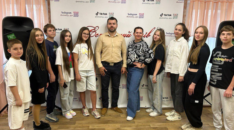 Покровська музична школа імені Леонтовича продовжує роботу в умовах евакуації
