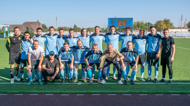 Куп’янська команда з футболу зіграла проти ФК "Зміїв": два голи від одного гравця