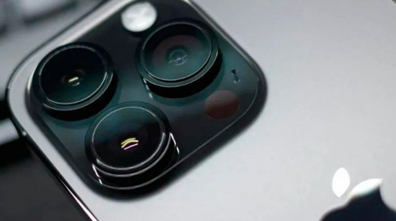 Як скачати музику на iPhone 15 Pro: 3 основних способи