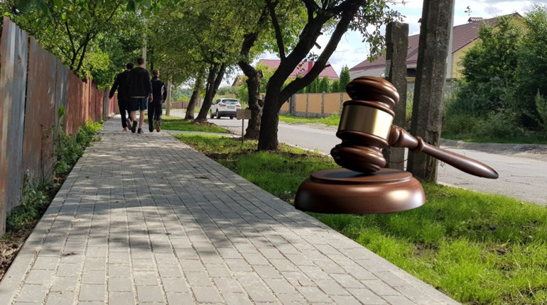 Депутату оголосили підозру, а дорожників очікує суд: головні новини Глухівщини четверга 17 жовтня