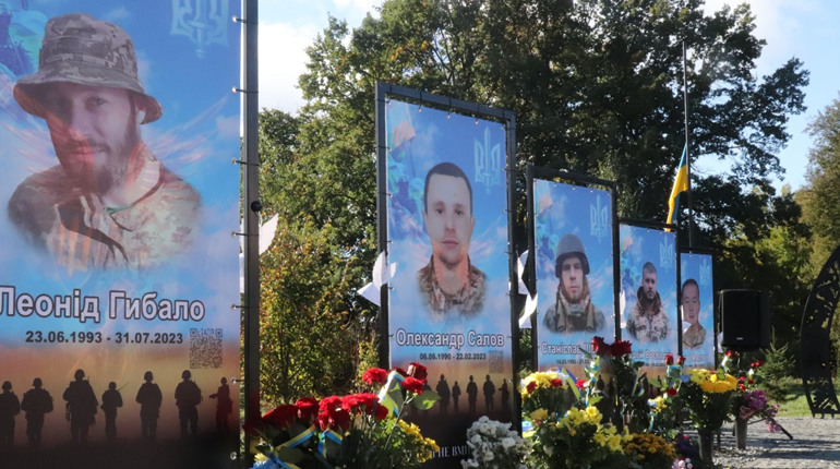 На Чернігівщині відкрили Алею пам'яті на честь загиблих захисників України