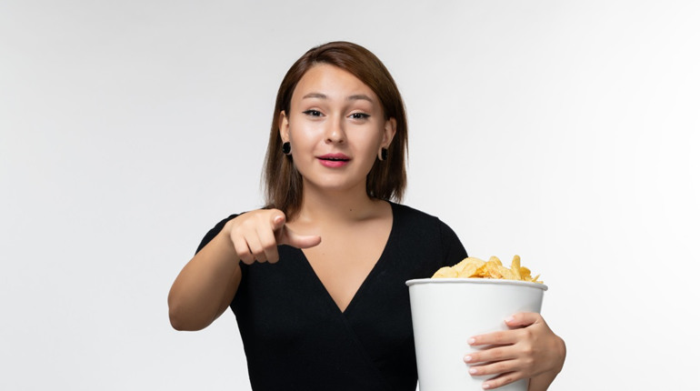 Продукти з нульовою калорійністю: міф чи правда? Як не розповніти до Нового року
