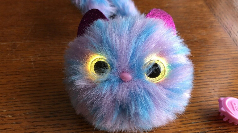 Огляд інтерактивної іграшки Pomsies