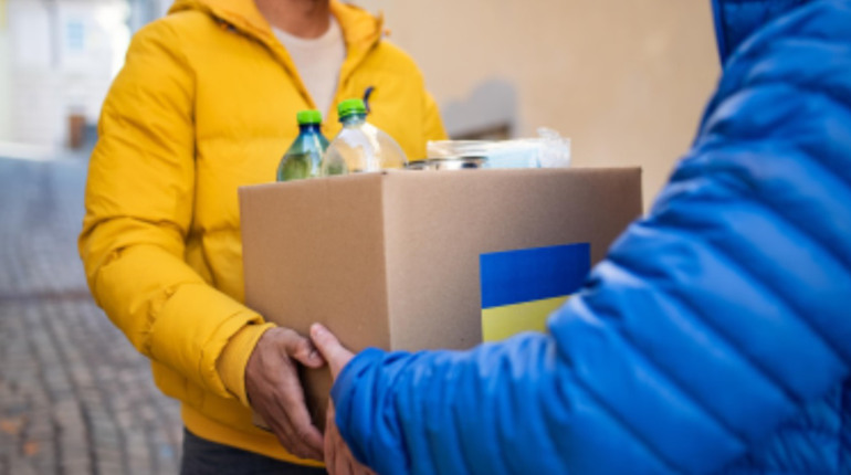 30 жовтня переселенцям з Луганщини видаватимуть продуктові набори. Як отримати гуманітарку
