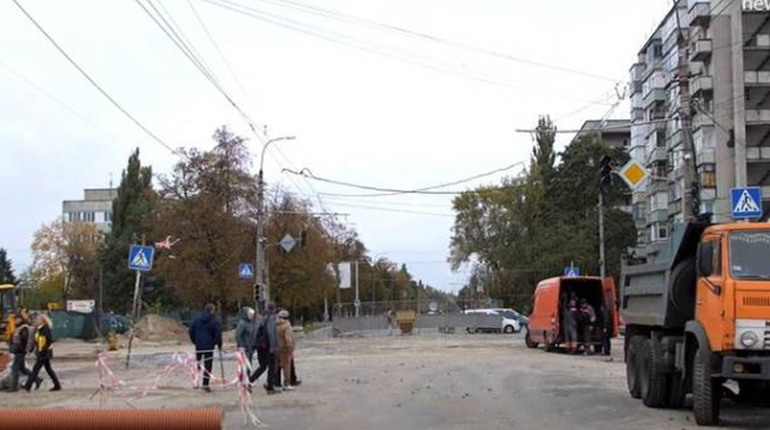 У Чернігові до середини листопада планують відкрити рух на перехресті вулиць Мазепи та Музичної