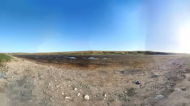 Бердянське водосховище на межі висихання — причина екологічної катастрофи руйнування Каховської ГЕС