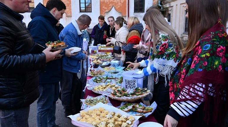 Фаховий коледж КОГПА зібрав майже сорок тисяч гривень на армію