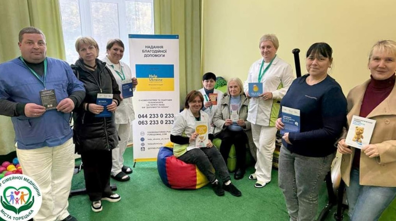 Для переселенців з Торецької громади у Києві працює Центр життєстійкості