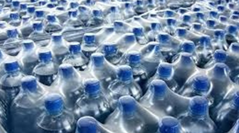 У Покровську отримали півтори тисячі літрів питної води та резервуари від благодійників