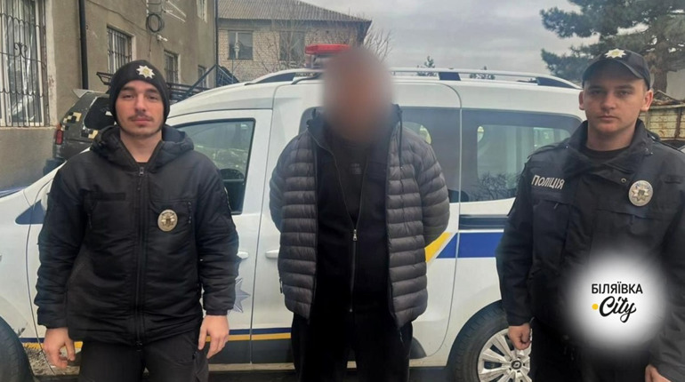 На Одещині водій трактора збив 15-річного підлітка на смерть і залишив місце аварії: його розшукали