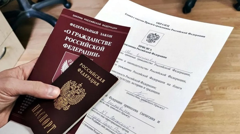 На тимчасово окупованій Херсонщині окупанти змусять дітей клястися у вірності Росії