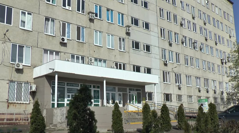 Пропонують роботу! Лозівське територіальне медоб’єднання оголосило про вакансії для медиків