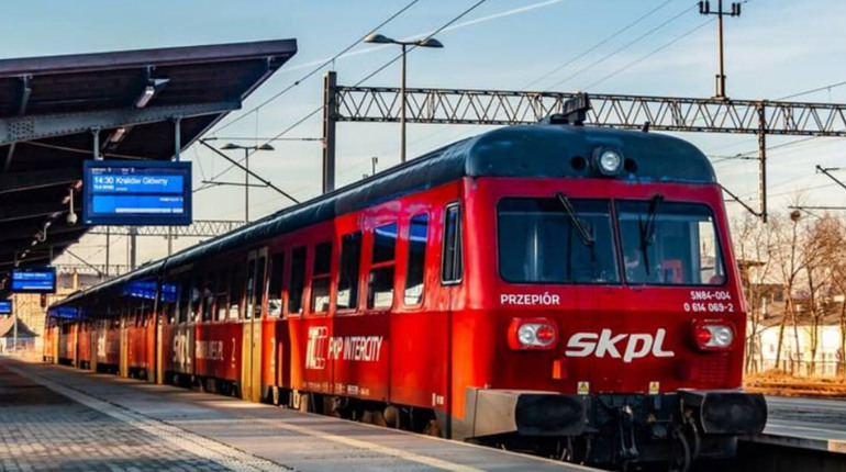 З Варшави до кордону з Україною: новий потяг стартує у грудні
