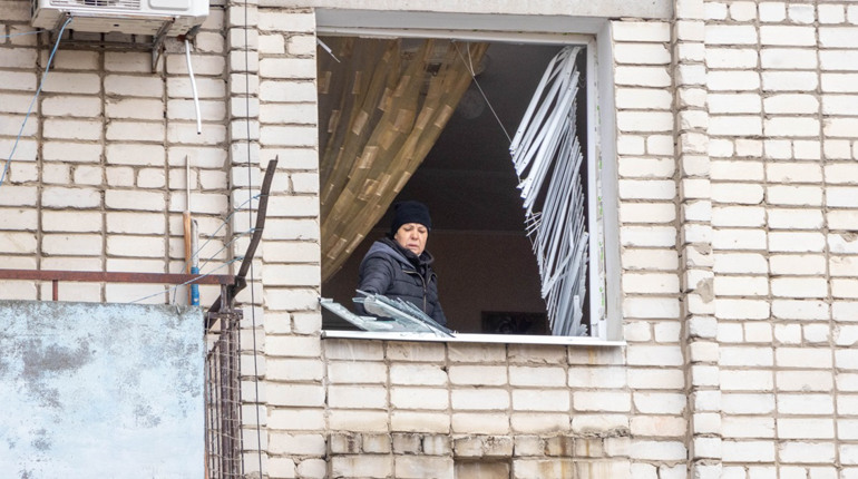 Прислухаюся до кожного звуку. Про допомогу просить сімʼя, що лишилася житла через обстріл у Глухові