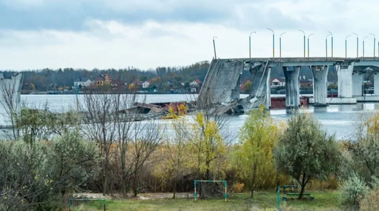 Окупанти активізуються біля Антонівського мосту: що вони хочуть