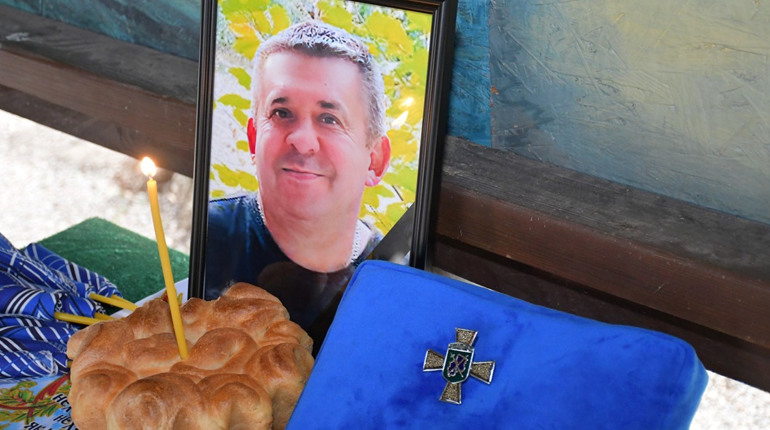 У Нікополі попрощалися з Героєм-захисником Андрієм Чичикою