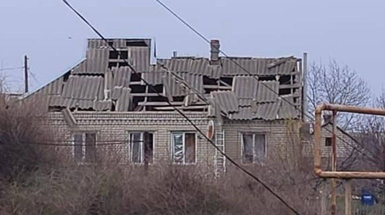 Внаслідок ранкової атаки на Одещині пошкоджено шість приватних будинків
