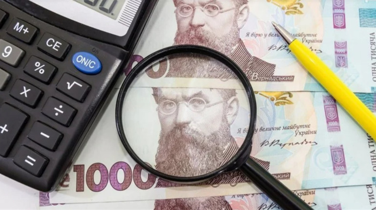 Нові правила бронювання та виплати: що зміниться для українців з 1 грудня