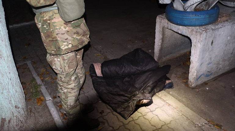 У Глухові в одному з мікрорайонів знайшли підозрілий пакунок: його перевірили вибухотехніки
