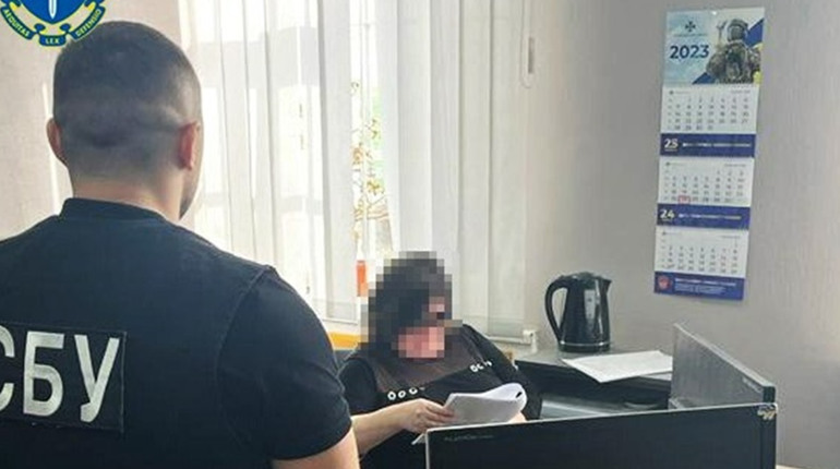 Жительку Бахмутського району засуджено до 15 років за співпрацю з розвідкою РФ: деталі справи