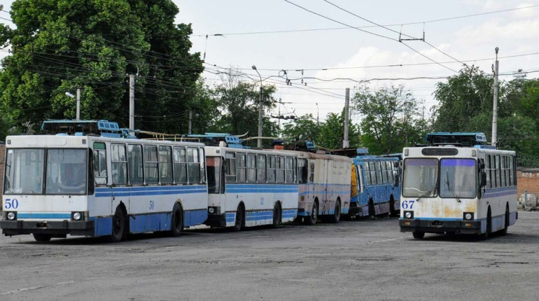 У Чернігові зупиняється рух на декількох тролейбусних маршрутах. Що сталося