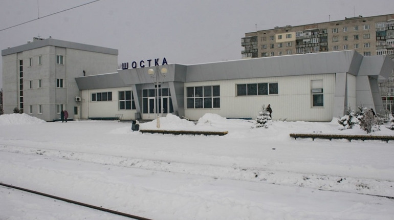 Тимчасово скасовують один із потягів Шостка-Київ: коли та як курсуватимуть інші