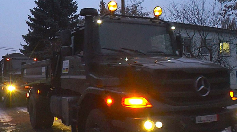Працівники "Лозоваводосервісу" отримали дві автівки. Техніку надали німецькі благодійники