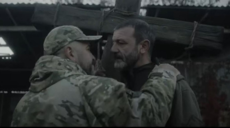«Жадан і Собаки» показали кліп на пісню «Дивні люди»