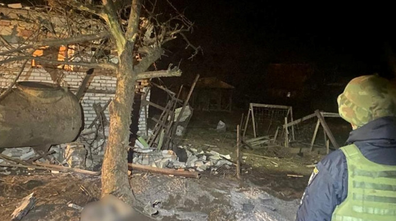 На Київщині уламками БпЛА пошкоджені житлові приватні будинки: наслідки атаки