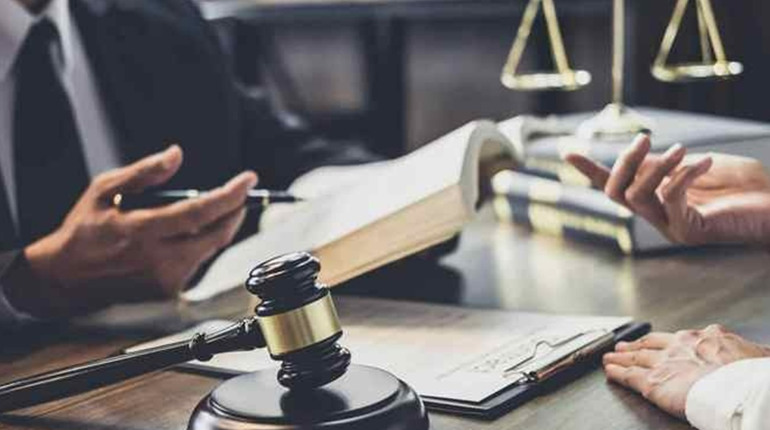 Як оформити довіреність українцю в Польщі