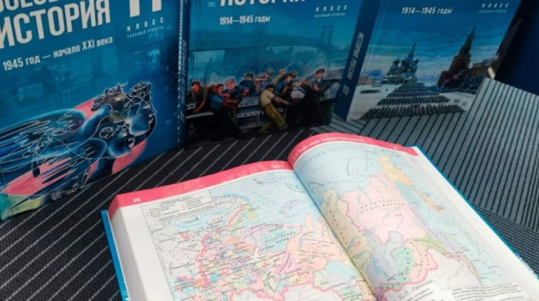 Росіяни закупили понад 181 тисячу російських підручників для школярів окупованого Запоріжжя