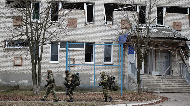 На окупованій Луганщині напружена ситуація: навколо Кремінної усе гримить та летить