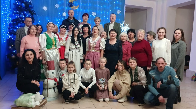 «Знати і любити чеську історію та її мову»: первомайські чехи відзначали 15-річчя організації