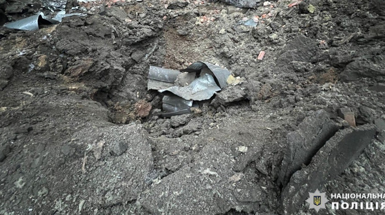 Ворог здійснив атаку FPV-дронами по Дворічній: постраждала мирна мешканка