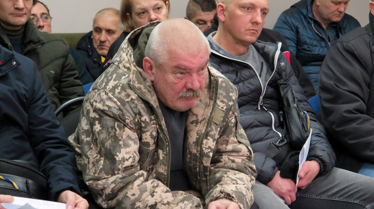 У Жовтих Водах відбулася неформальна зустріч із ветеранами війни: підтримка, пільги, консультації