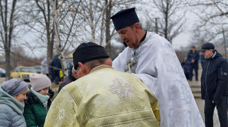 Як було у Первомайську на Водохреща: фото
