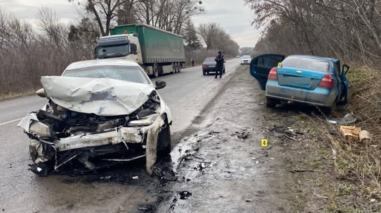 У ДТП на Старокостянтинівщині травмувалися двоє людей