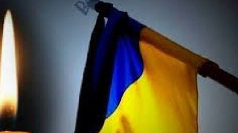 Старокостянтинівщина у жалобі: у громаді попрощаються із захисником