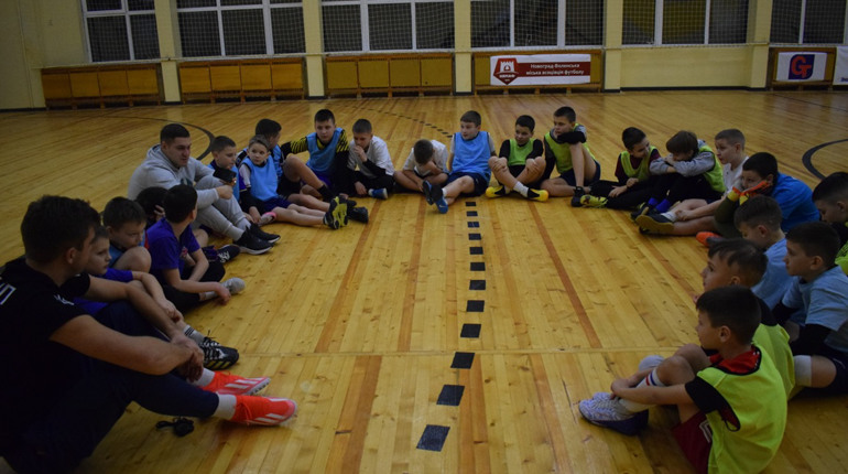 Ліга чемпіонів – 2025 очима "Звягель Kids": прогнози юних футболістів і тренерів