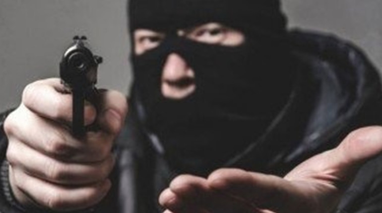 Розбійний напад у Вознесенському районі: поліція розшукує злочинців