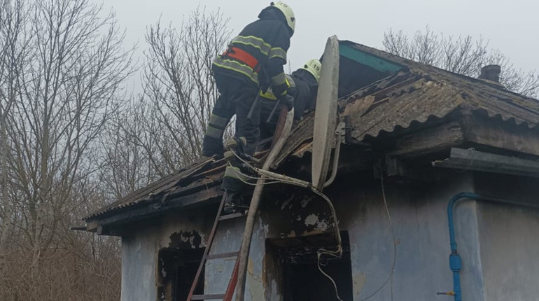 Горів житловий будинок: загинула жінка